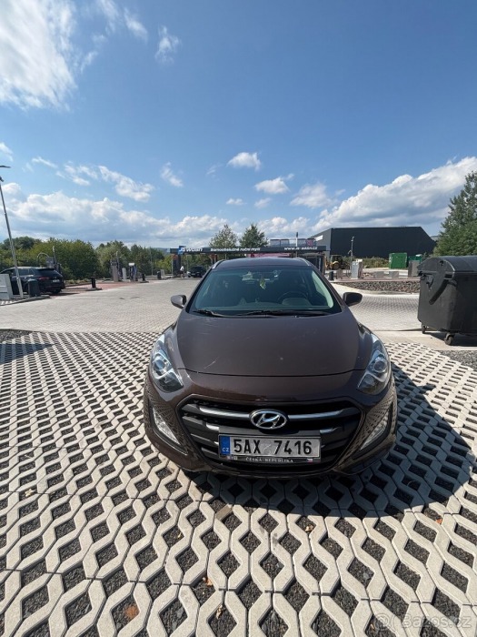 Hyundai i30 1,6 gdi 99kw