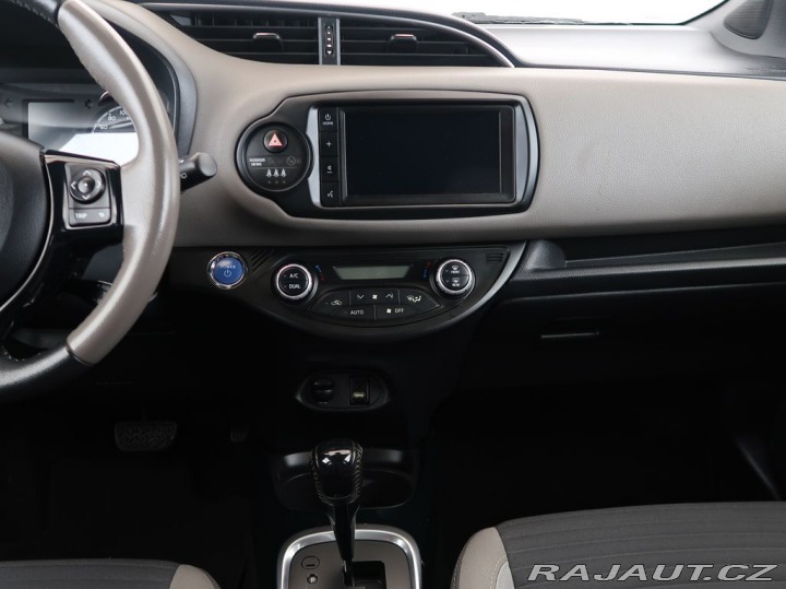 Toyota Yaris 1.5,Hybrid,Selection,CZ 2019