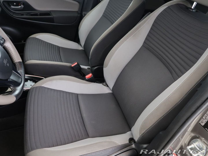 Toyota Yaris 1.5,Hybrid,Selection,CZ 2019