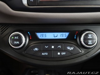 Toyota Yaris 1.5,Hybrid,Selection,CZ 2019