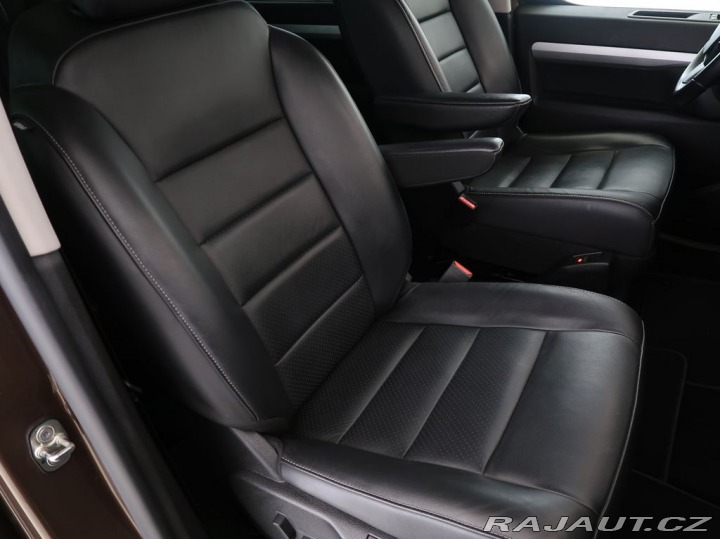 Toyota ProAce 2.0,D-4D,130KW,VIP,L2,AT, 2022
