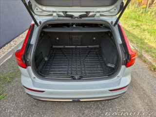 Volvo V60 2,0 B4 2025