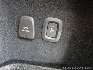 Volvo V60 2,0 B4 2025