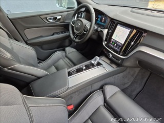 Volvo V60 2,0 B4 2025