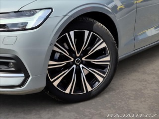 Volvo V60 2,0 B4 2025
