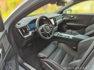 Volvo V60 2,0 B4 2025