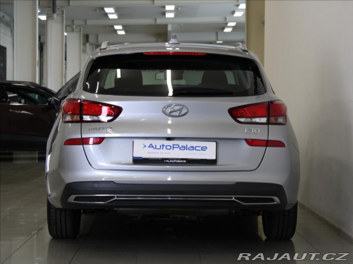 Hyundai i30 1,0 T-GDi 88kW 37tkm.Záru 2024