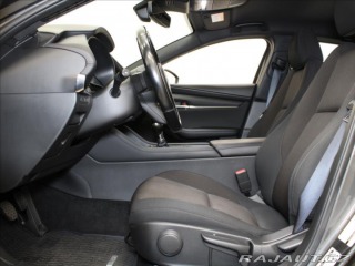 Mazda 3 2,0 G120 PLUS 1.maj. 6L-Z 2023