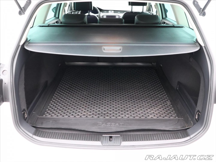 Volkswagen Passat 2,0 TDI 140k DSG Highline 2017