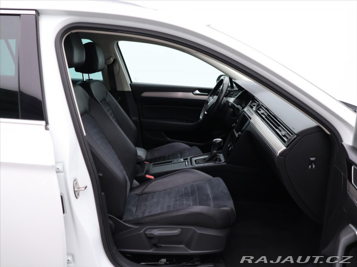 Volkswagen Passat 2,0 TDI 140k DSG Highline 2017