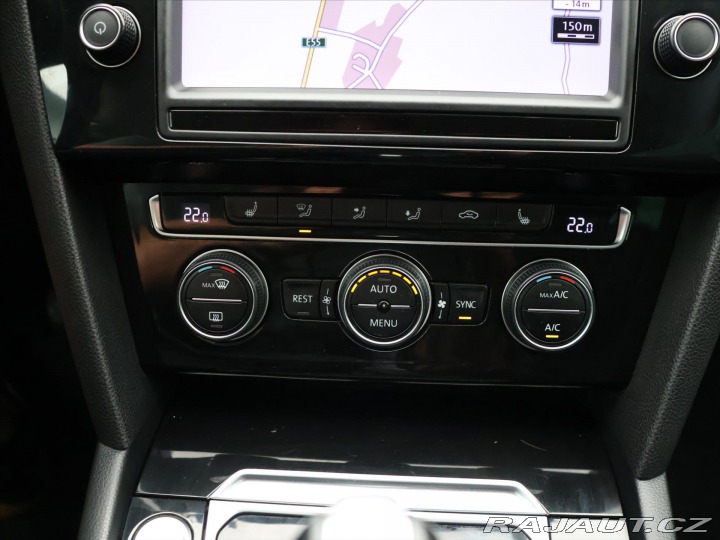 Volkswagen Passat 2,0 TDI 140k DSG Highline 2017