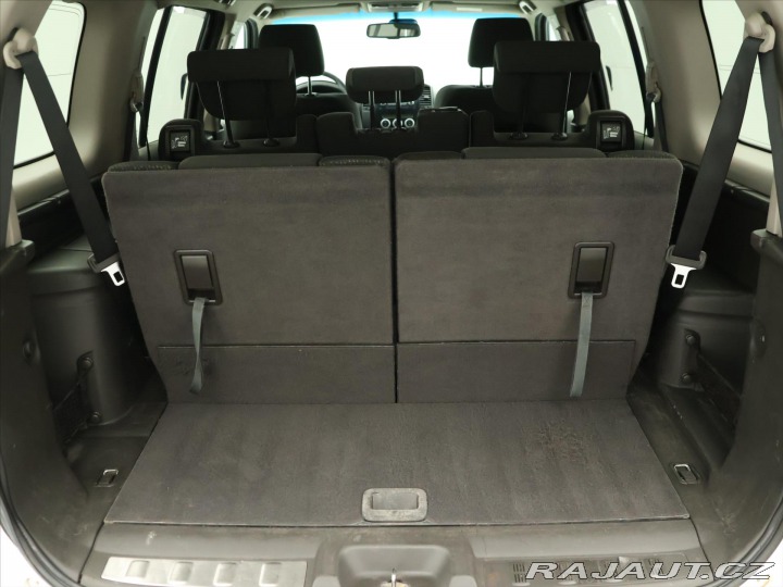 Nissan Pathfinder 2,5 dCi 140kW 4x4 7-Míst 2012