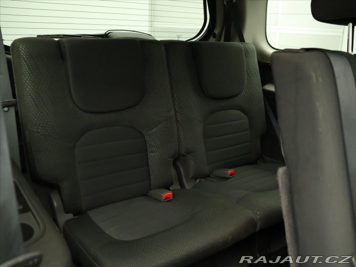Nissan Pathfinder 2,5 dCi 140kW 4x4 7-Míst 2012