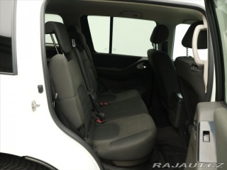 Nissan Pathfinder 2,5 dCi 140kW 4x4 7-Míst 2012