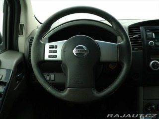 Nissan Pathfinder 2,5 dCi 140kW 4x4 7-Míst 2012