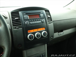 Nissan Pathfinder 2,5 dCi 140kW 4x4 7-Míst 2012