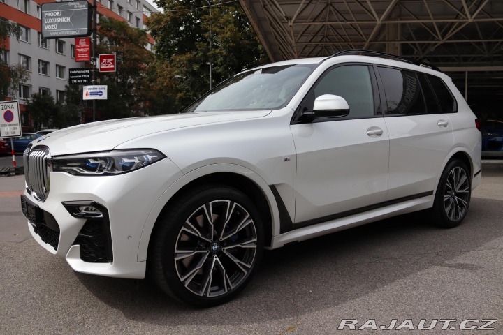 BMW X7 7místné SUV BMW X7 xDrive 2019