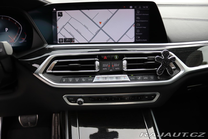 BMW X7 7místné SUV BMW X7 xDrive 2019