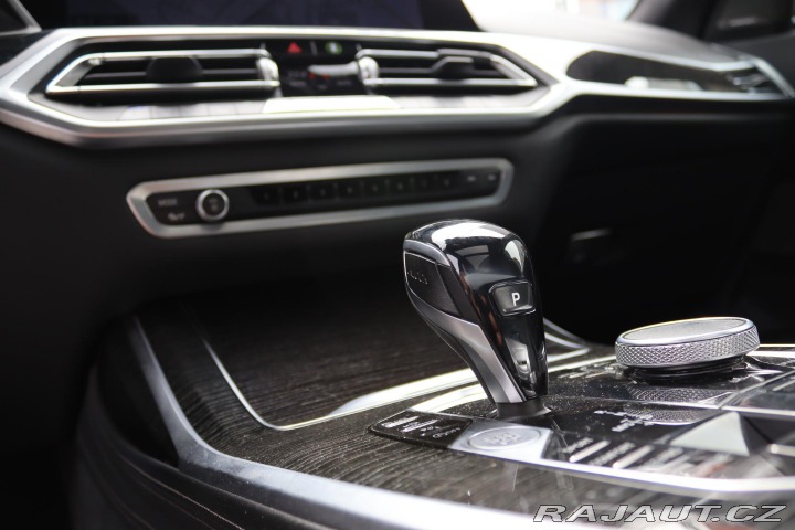 BMW X7 7místné SUV BMW X7 xDrive 2019