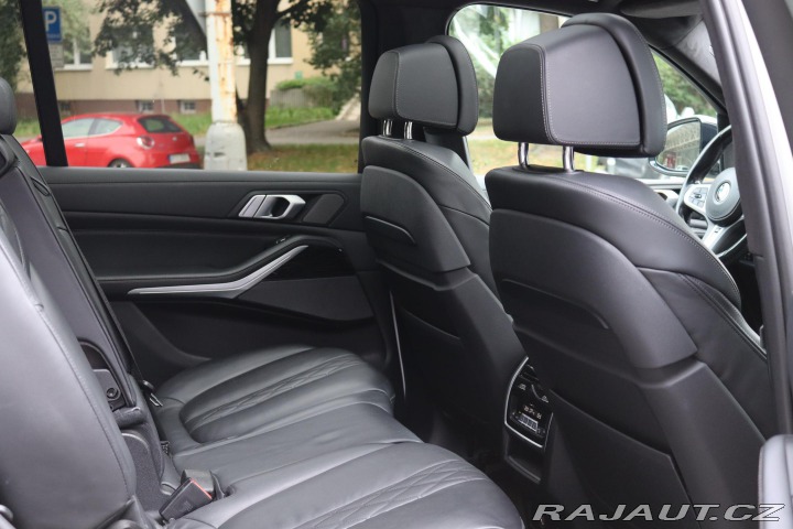 BMW X7 7místné SUV BMW X7 xDrive 2019