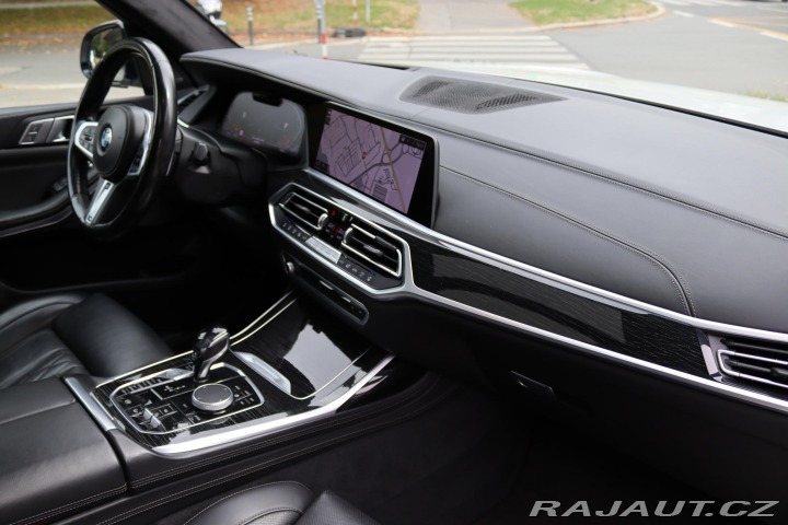 BMW X7 7místné SUV BMW X7 xDrive 2019