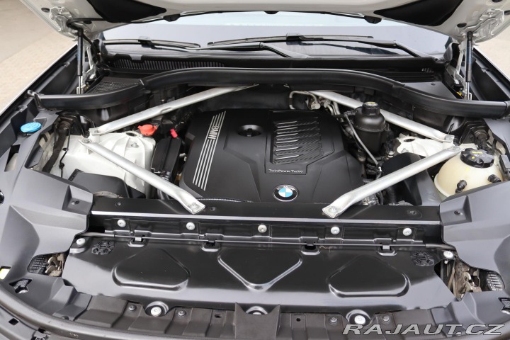 BMW X7 7místné SUV BMW X7 xDrive 2019