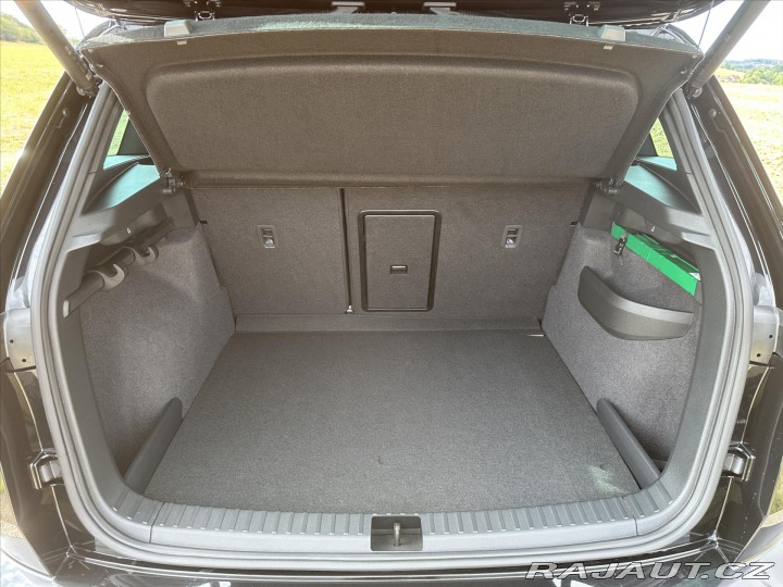 Škoda Karoq 2,0 TDI Sportline 4x4 DSG 2025