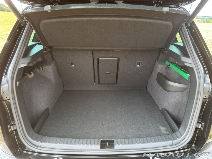 Škoda Karoq 2,0 TDI Sportline 4x4 DSG 2025