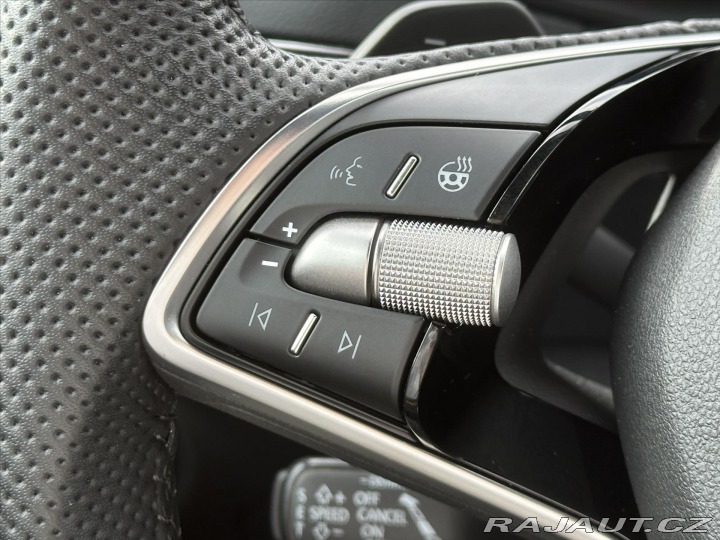 Škoda Karoq 2,0 TDI Sportline 4x4 DSG 2025