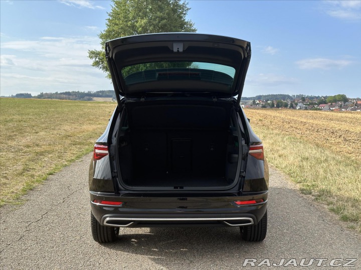 Škoda Karoq 2,0 TDI Sportline 4x4 DSG 2025