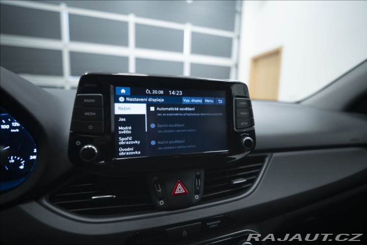 Hyundai i30 1,5 CVVT KAMERA 1. MAJITE 2021