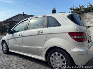 Mercedes-Benz B 1,5 160 2010