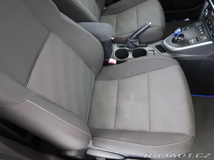 Toyota Auris 1.8Hybrid,Navigace,AT 2013