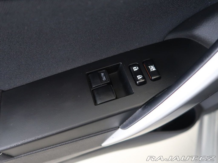 Toyota Auris 1.8Hybrid,Navigace,AT 2013