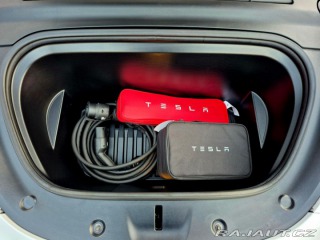 Tesla Model Y Standard plus RWD 220kW D 2023