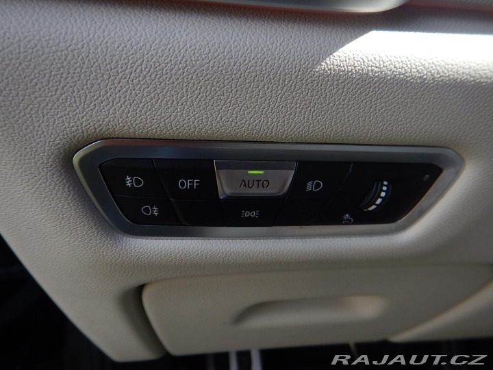 BMW X5 xDrive45e, ČR, 1. MAJ. 2021