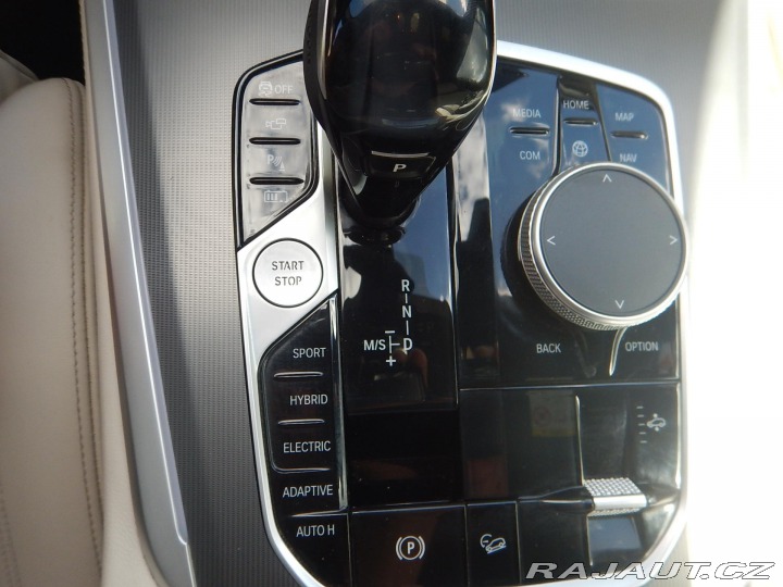 BMW X5 xDrive45e, ČR, 1. MAJ. 2021
