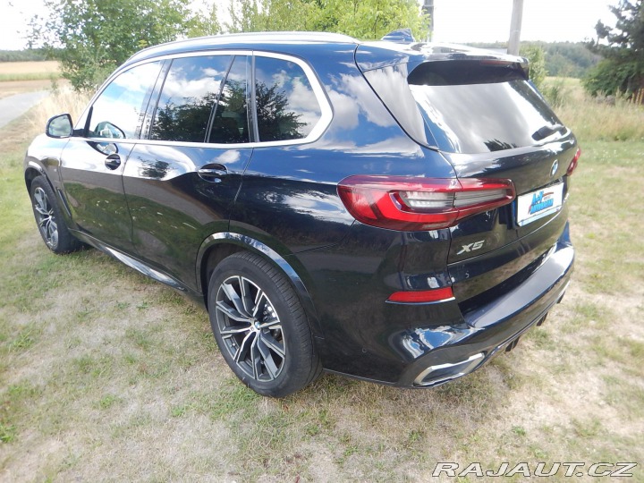 BMW X5 xDrive45e, ČR, 1. MAJ. 2021
