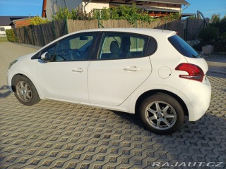 Peugeot 208 Blue HDI 1,6 2016