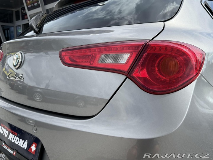 Alfa Romeo Giulietta 1,4 TB 125kW Xenony 2010