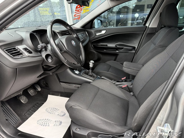 Alfa Romeo Giulietta 1,4 TB 125kW Xenony 2010