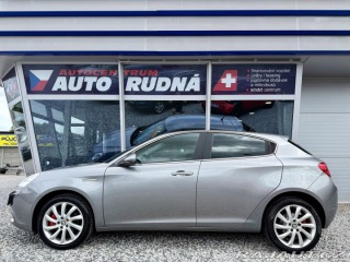 Alfa Romeo Giulietta 1,4 TB 125kW Xenony 2010