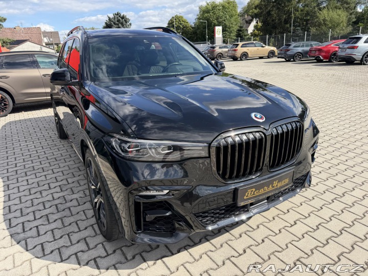 BMW X7 40XD 250kW M-PAKET R22 CZ 2022
