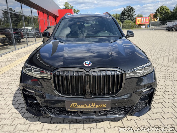 BMW X7 40XD 250kW M-PAKET R22 CZ 2022