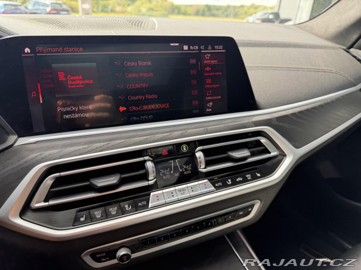BMW X7 40XD 250kW M-PAKET R22 CZ 2022