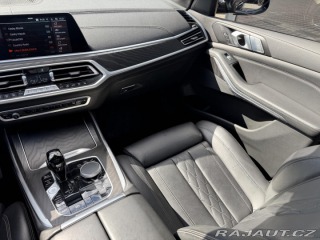 BMW X7 40XD 250kW M-PAKET R22 CZ 2022