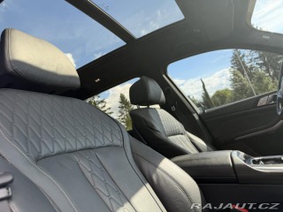BMW X7 40XD 250kW M-PAKET R22 CZ 2022