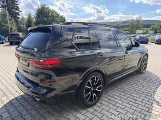 BMW X7 40XD 250kW M-PAKET R22 CZ 2022