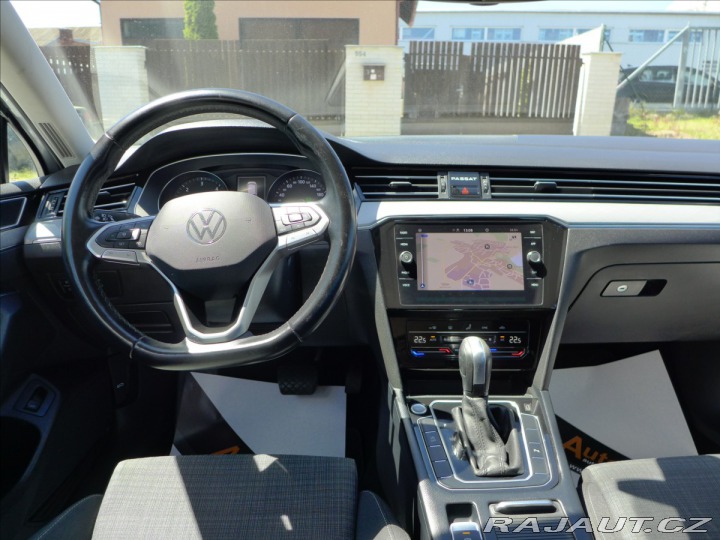 Volkswagen Passat 2,0 TDI FULL LED DPH 2021