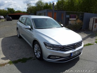 Volkswagen Passat 2,0 TDI FULL LED DPH 2021